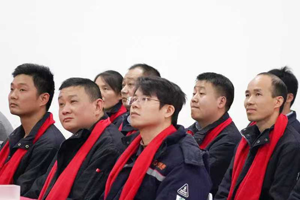 奇志传星火,亿心照新程